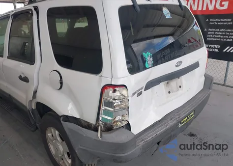 2004 Ford Escape Xlt из США, поврежденный, VIN 1FMYU03184DA08689